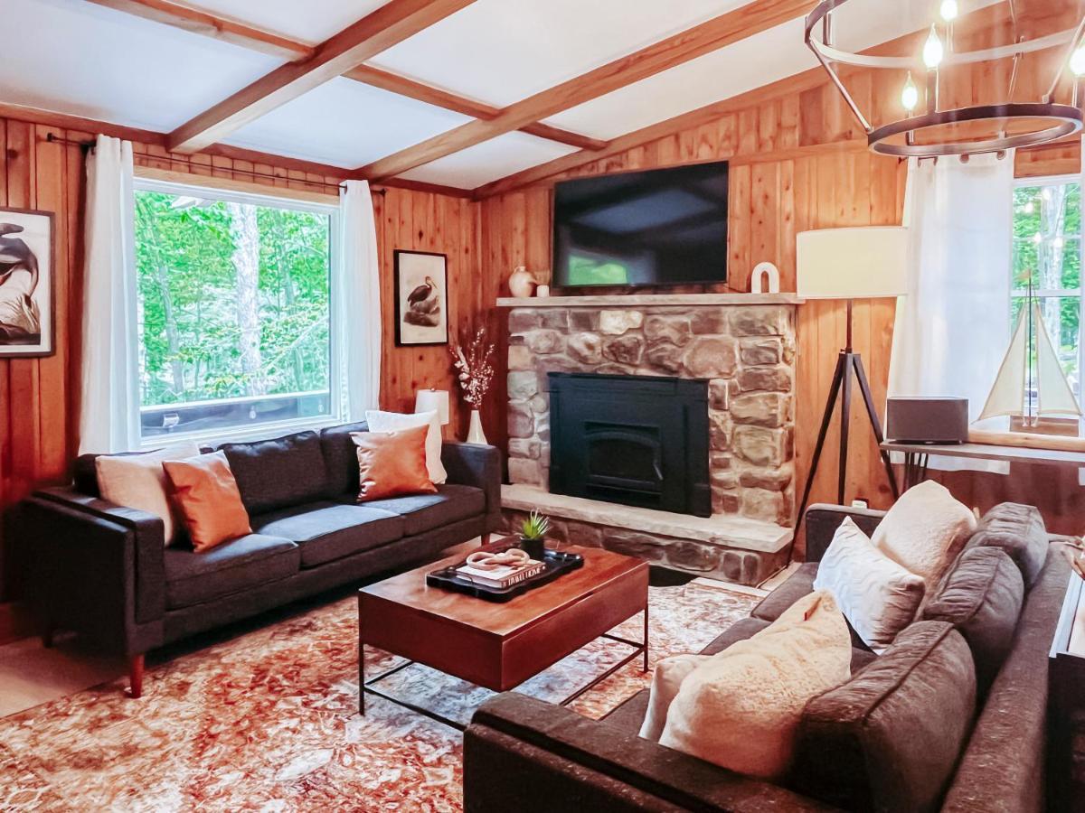 Stylish And Cozy Cabin, Walking Distance To Big Bass Lake Gouldsboro Ngoại thất bức ảnh
